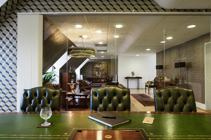 R.E.H. Kennedy Konferensbord Executive