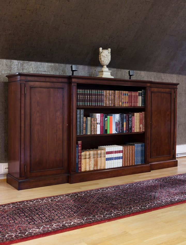 R.E.H. Kennedy Bokhylla KörsbÀr