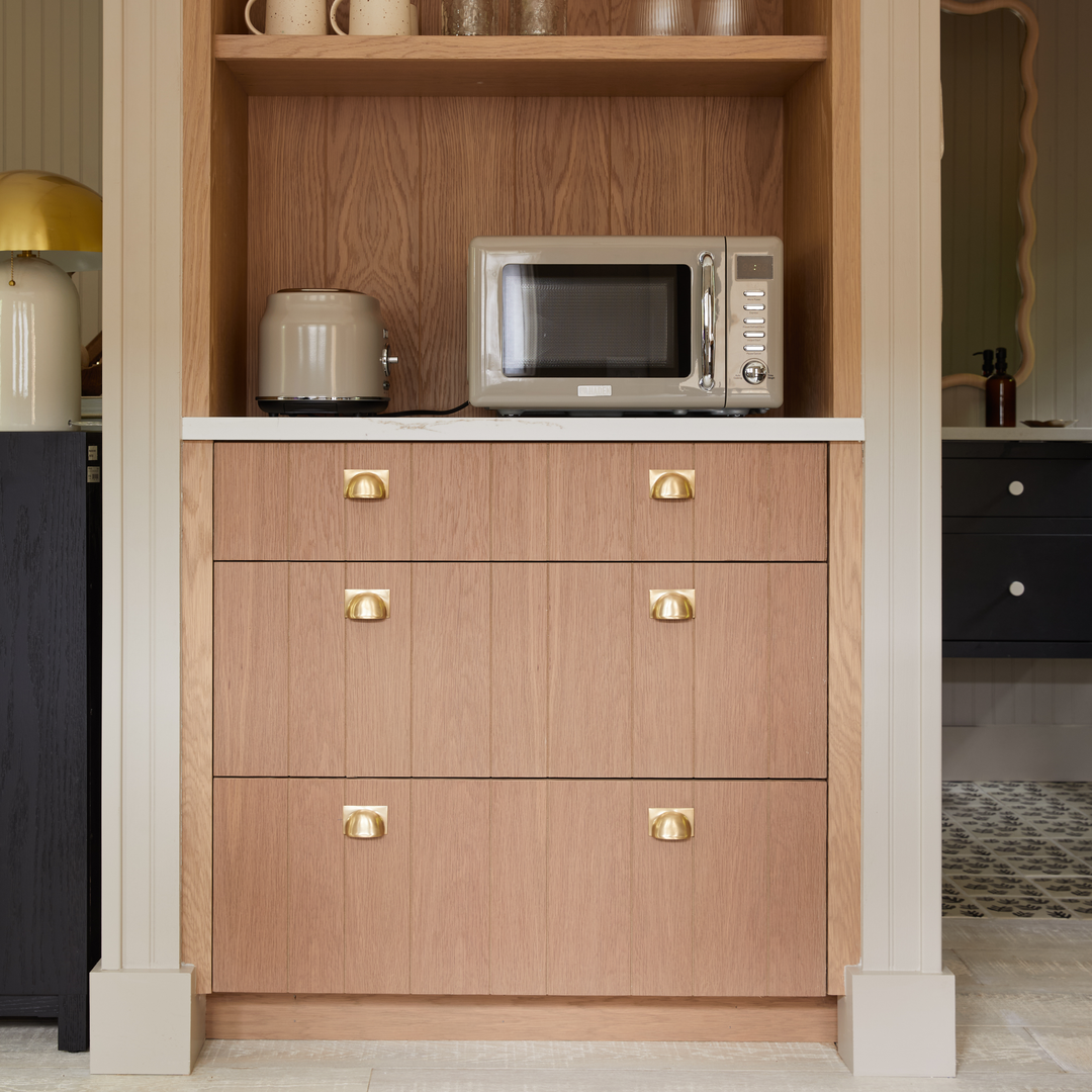 Queslett Finger Pull