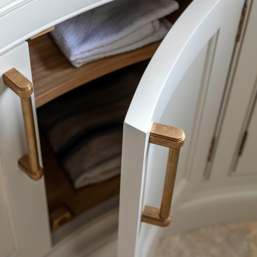 Carlton Cabinet Handle