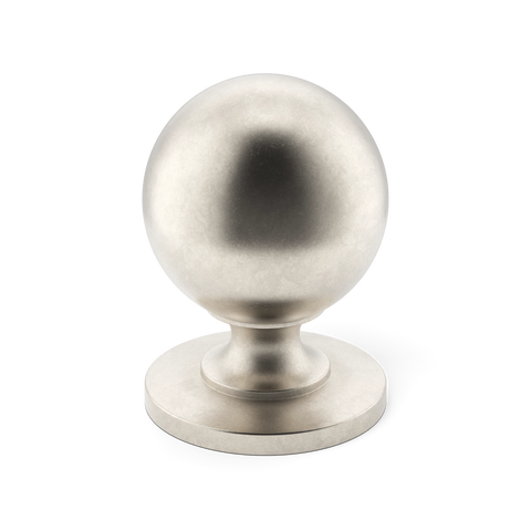 Cotswold Skåpsknopp, kulform — Armac Martin — Antik nickel - NBP