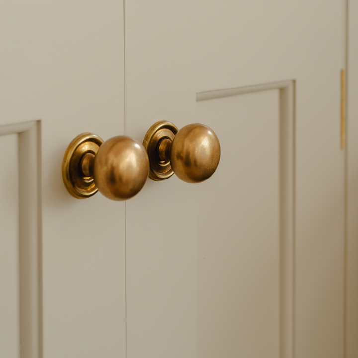 Cotswold Bun Cabinet Knob
