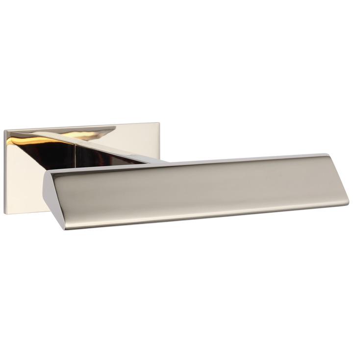 Petrel VĂ€gglampa