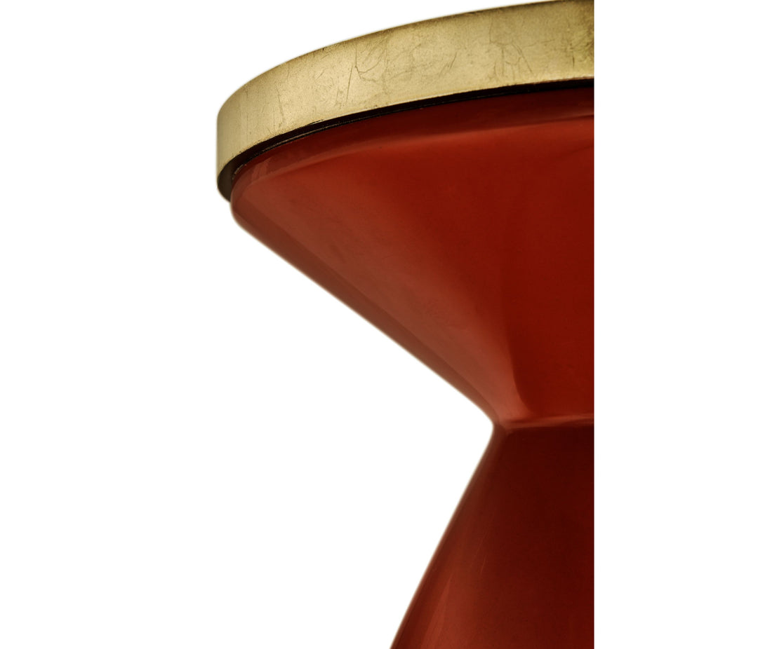 Round Wine Table Hourglass