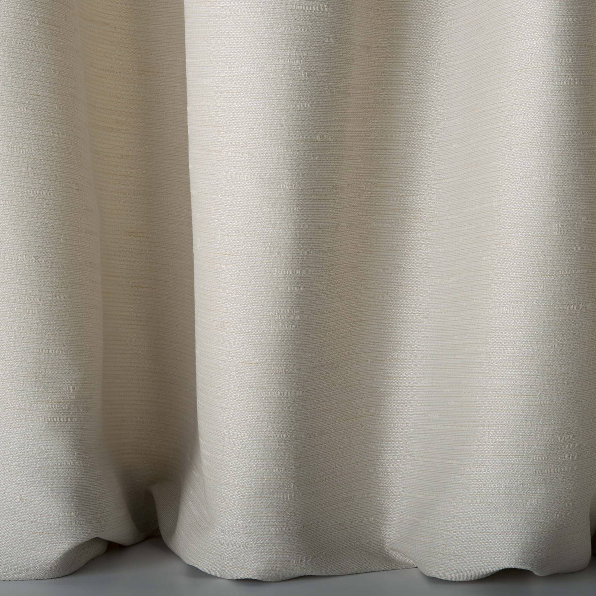 Tussah 02 — Nobilis fabric