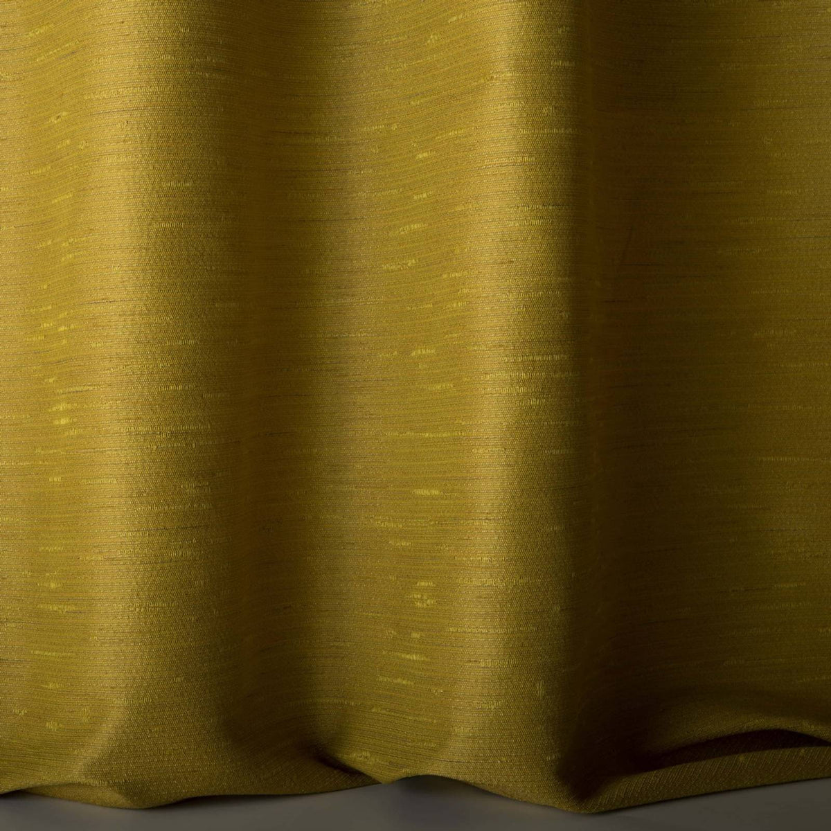 Tussah 76 — Nobilis fabric