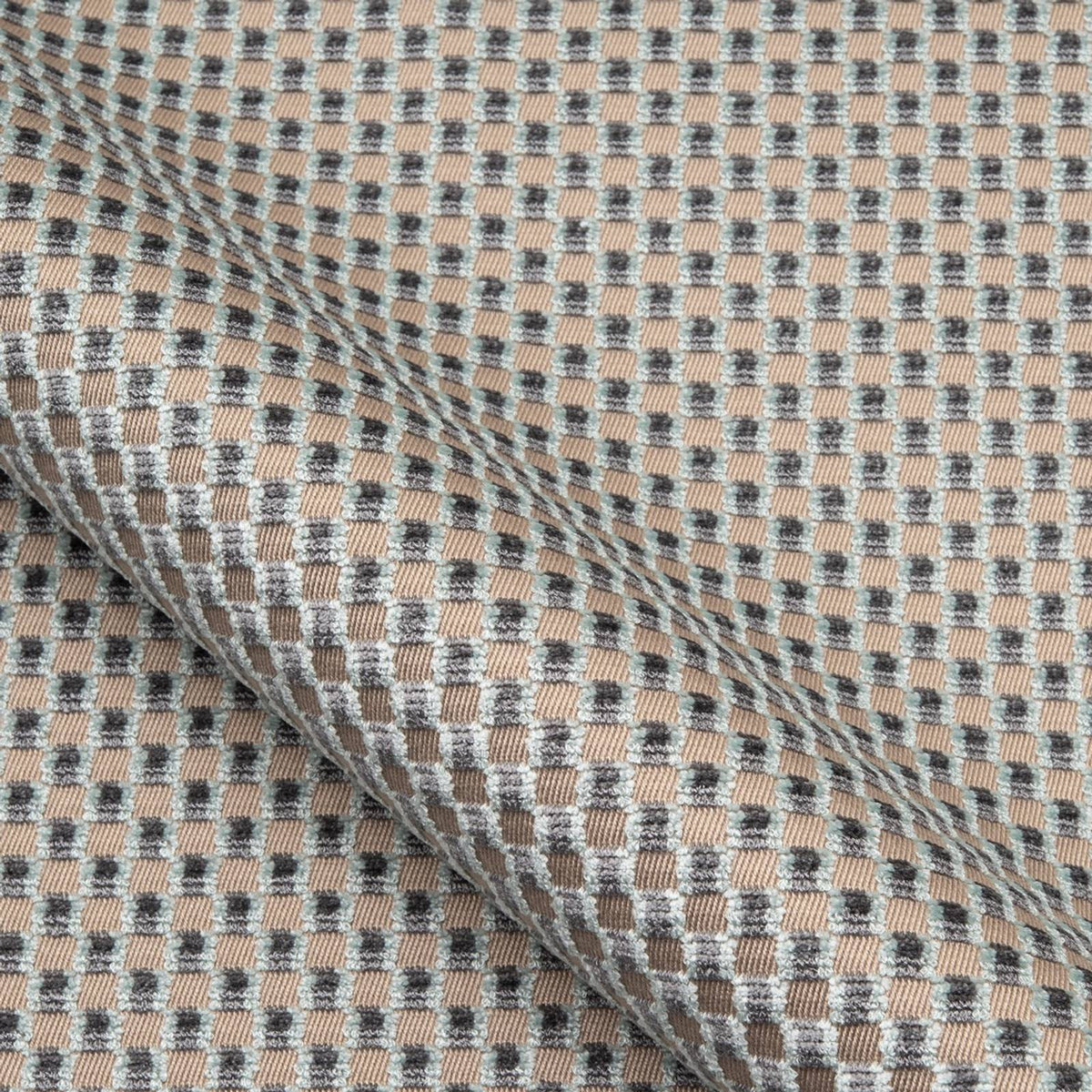 Velours Dourdan 22 — Nobilis fabric