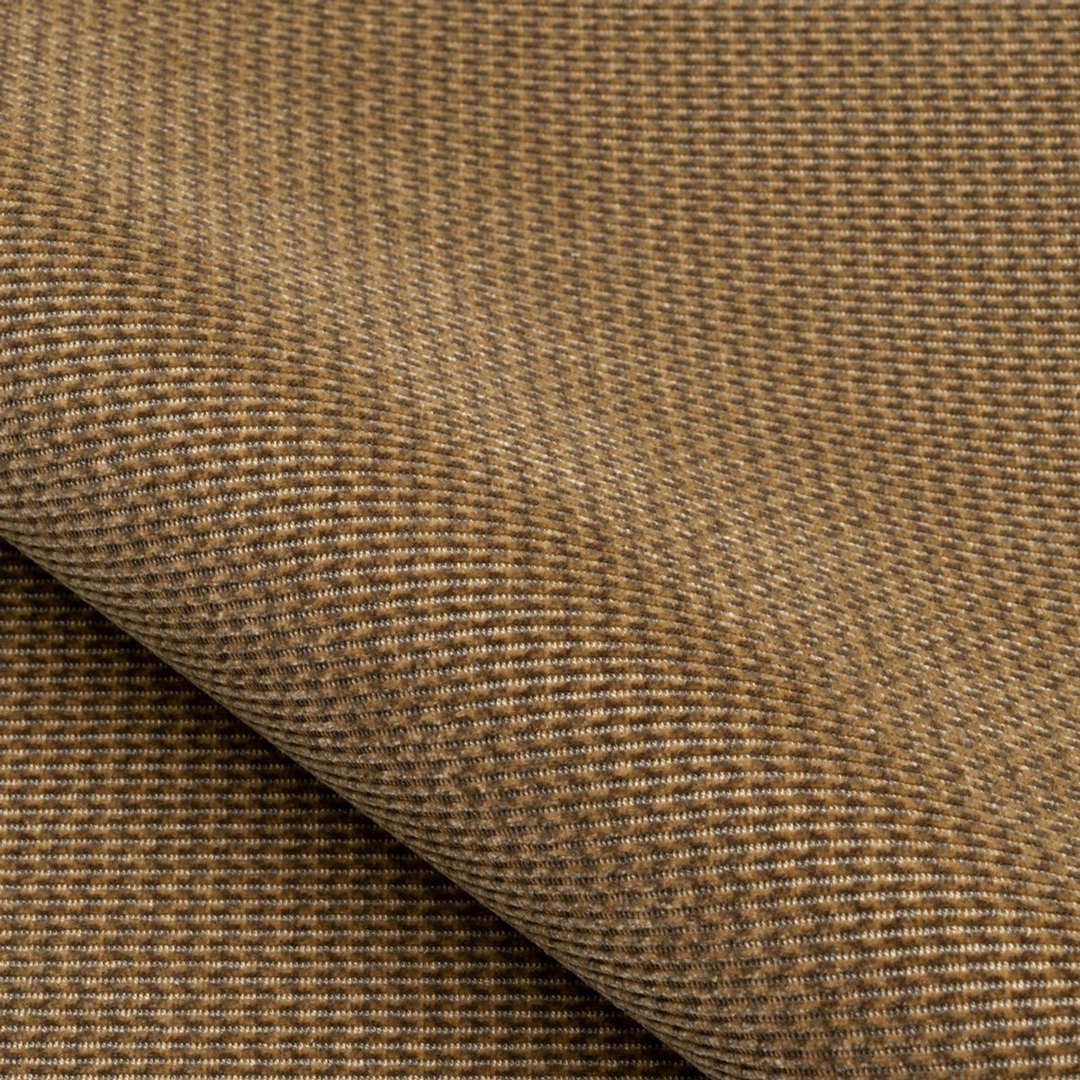Velours Titan 11 — Nobilis -kangas