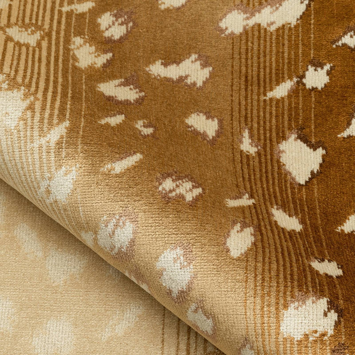 Velours Faon 19 — Nobilis fabric