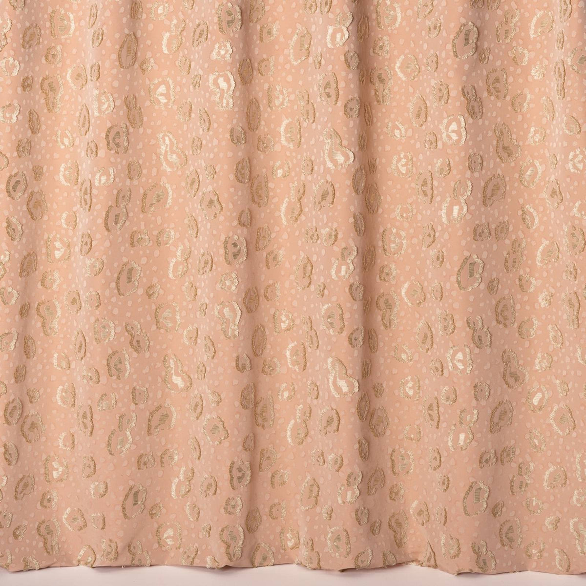 Leopard 49 — Nobilis tyg