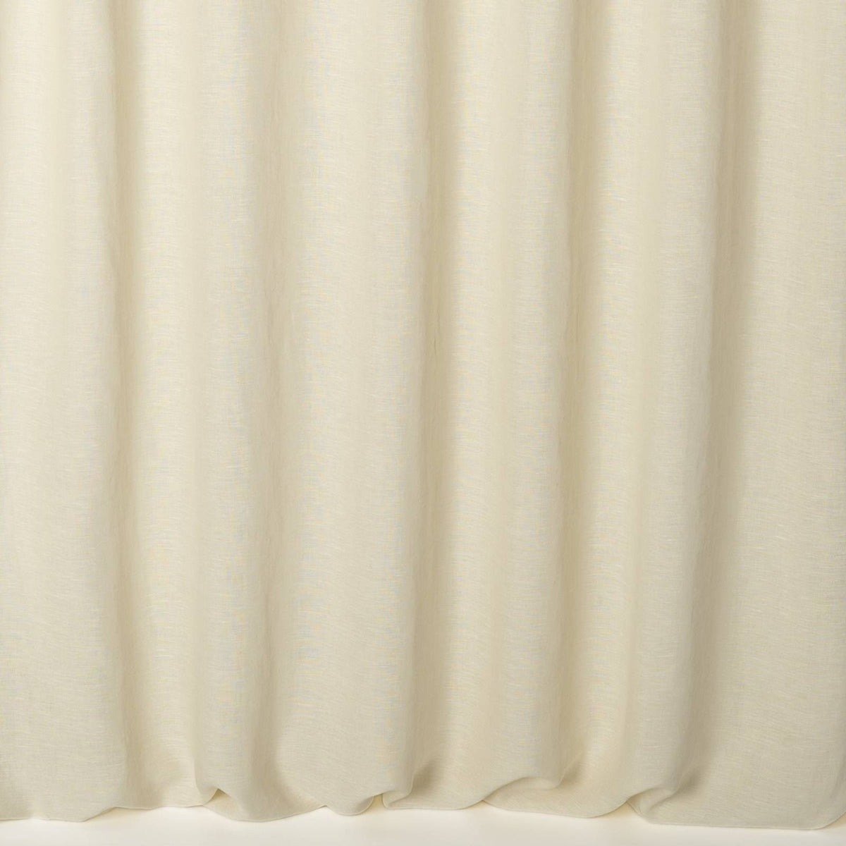 Delphos 02 — Nobilis fabric