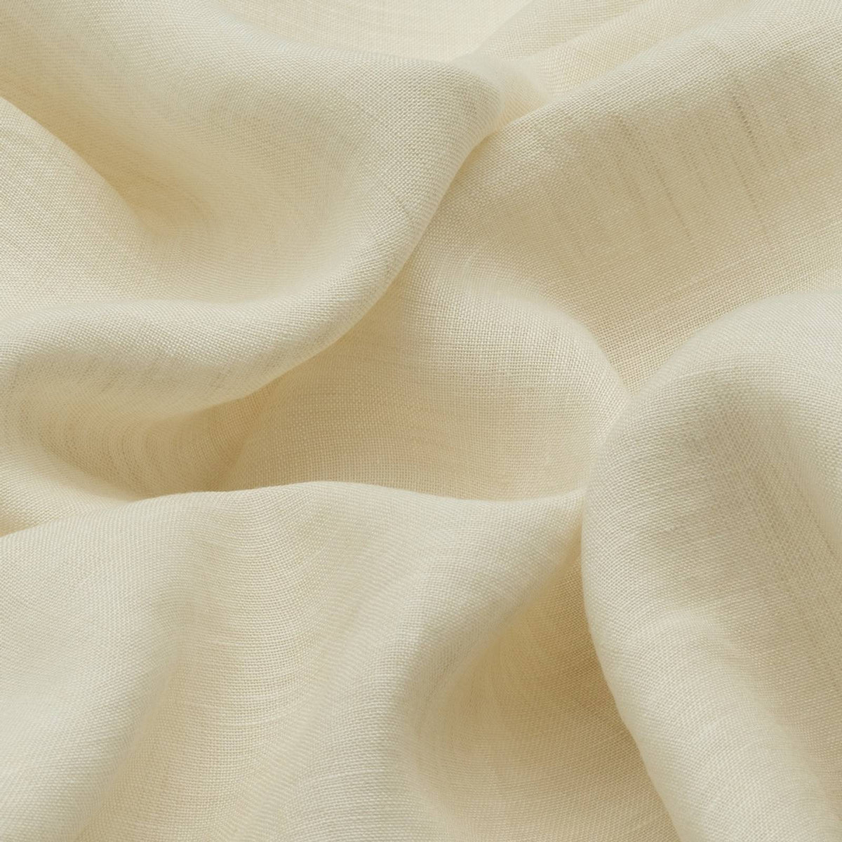Delphos 02 — Nobilis fabric, room setting