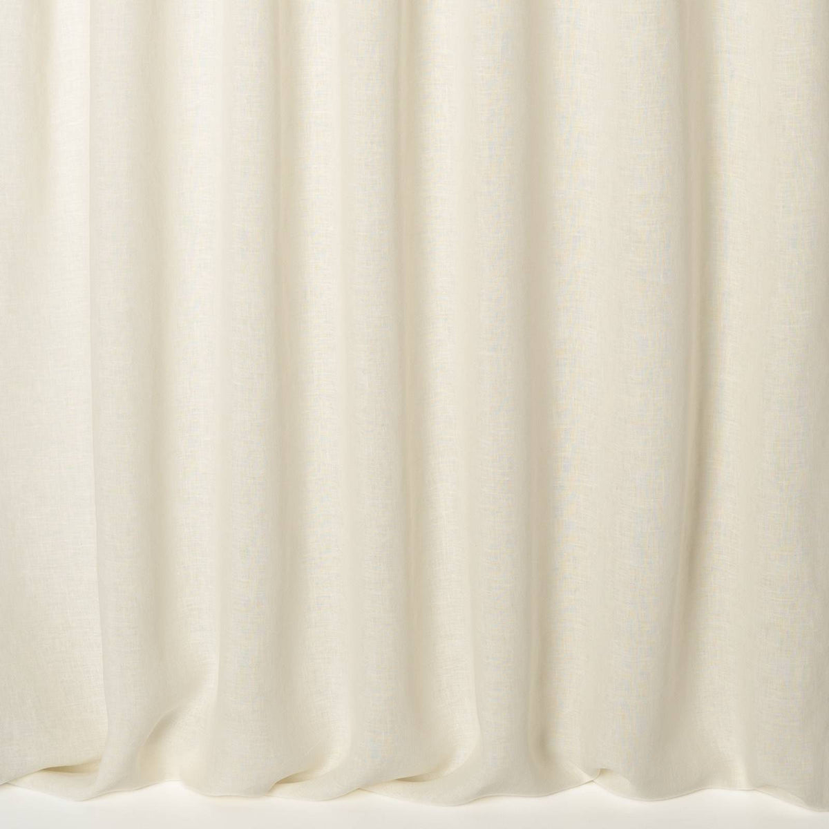 Delphos 03 — Nobilis fabric