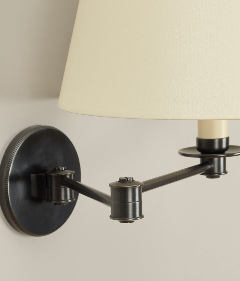 Cromer Swing Arm Vägglampa Dubbel