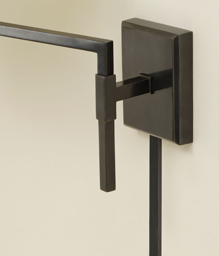 Knox Swing Arm Vägglampa