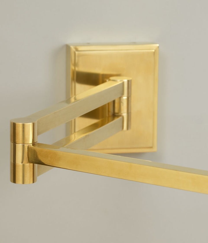 Stirling Swing Arm Vägglampa