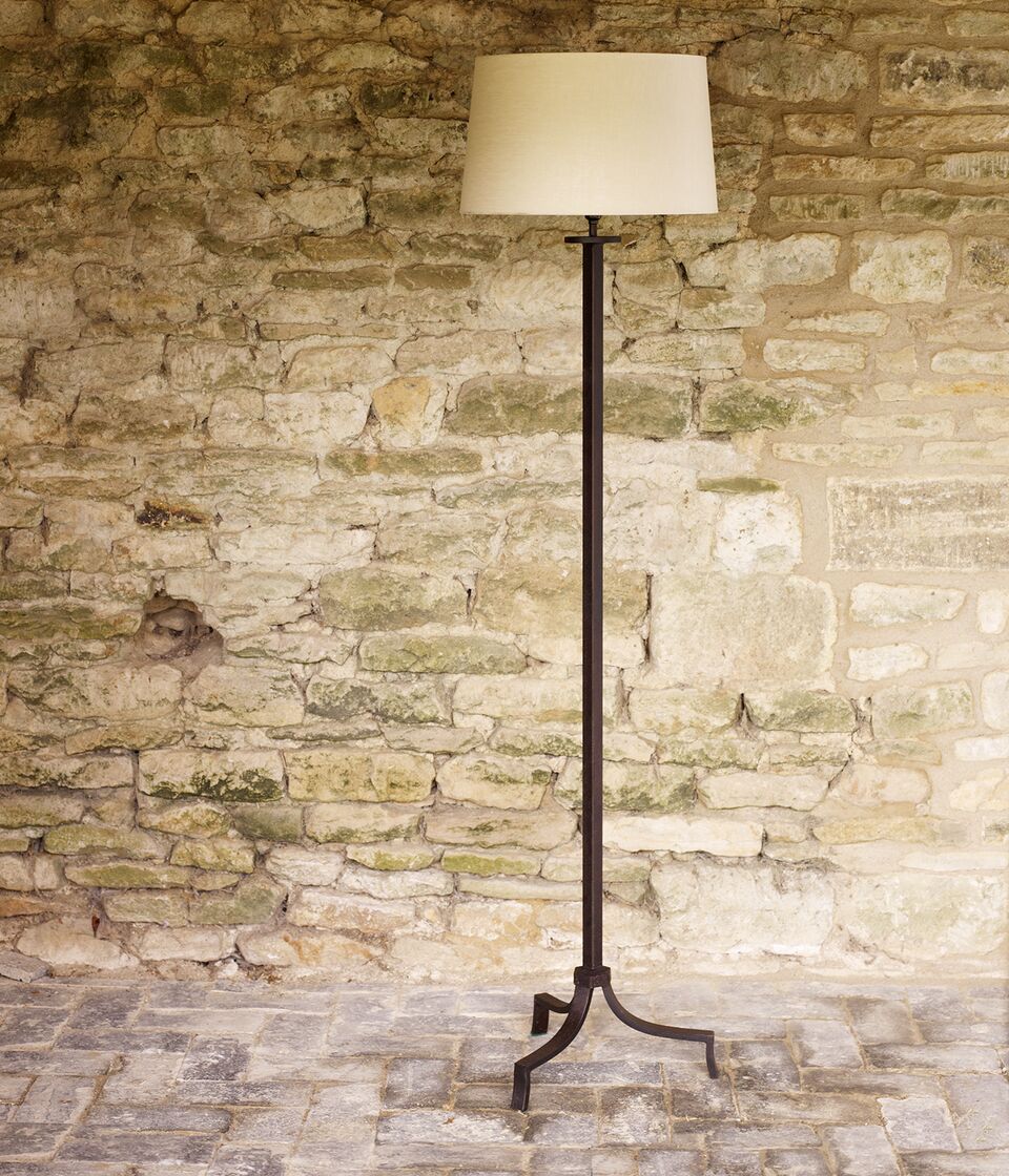 Evry Tripod Golvlampa