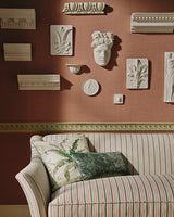 Dorney Stripe miljöbild — Colefax & Fowler tyg