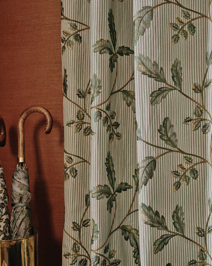 Hallam miljöbild — Colefax & Fowler tyg
