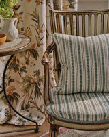 Seaton Stripe miljöbild — Colefax & Fowler tyg
