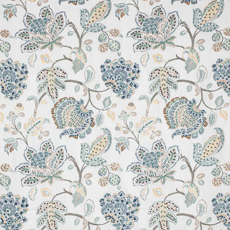 Braganza Tyg — Colefax & Fowler