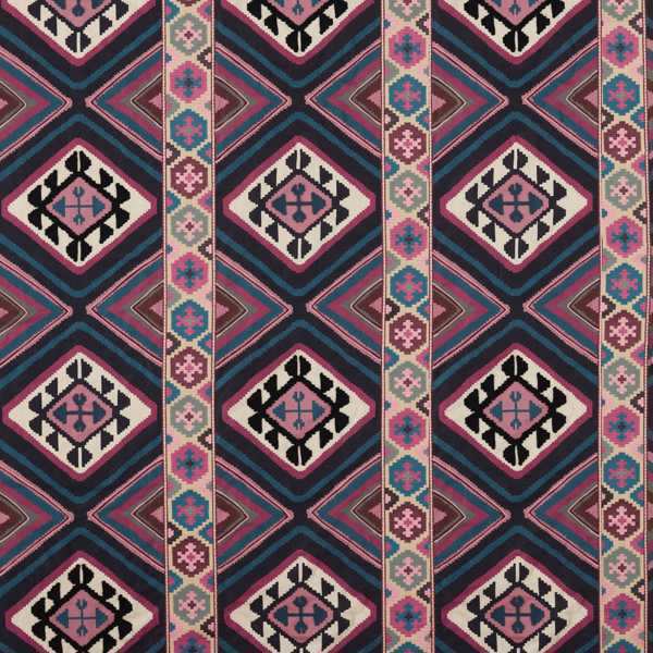 Morris & Co Tyg Dorothys Kilim