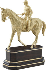 Thoroughbred Horse skulptur i polerad mässing