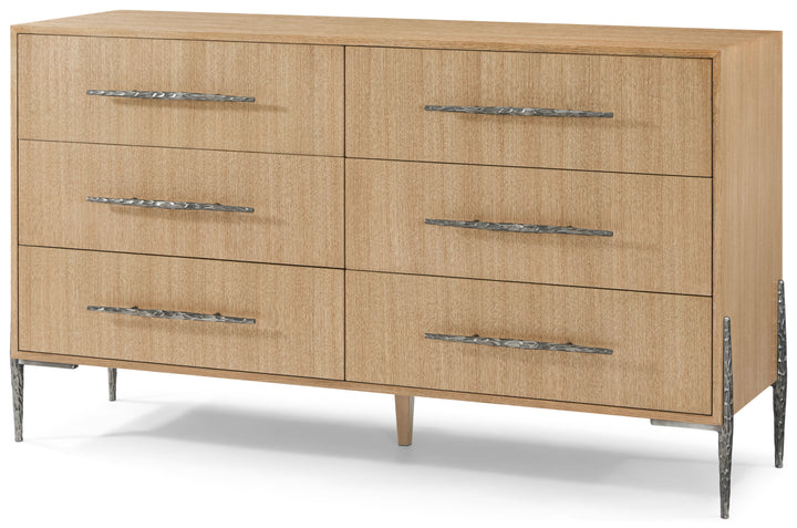 Essence Dresser