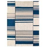 De Stijl matta från Nobilis i indigo/natur, sedd ovanifrån