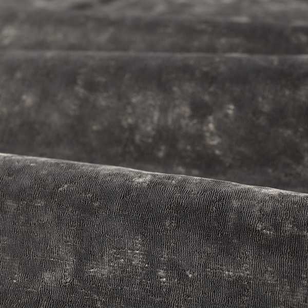 Zoffany Tyg Curzon — Curzon Velvet