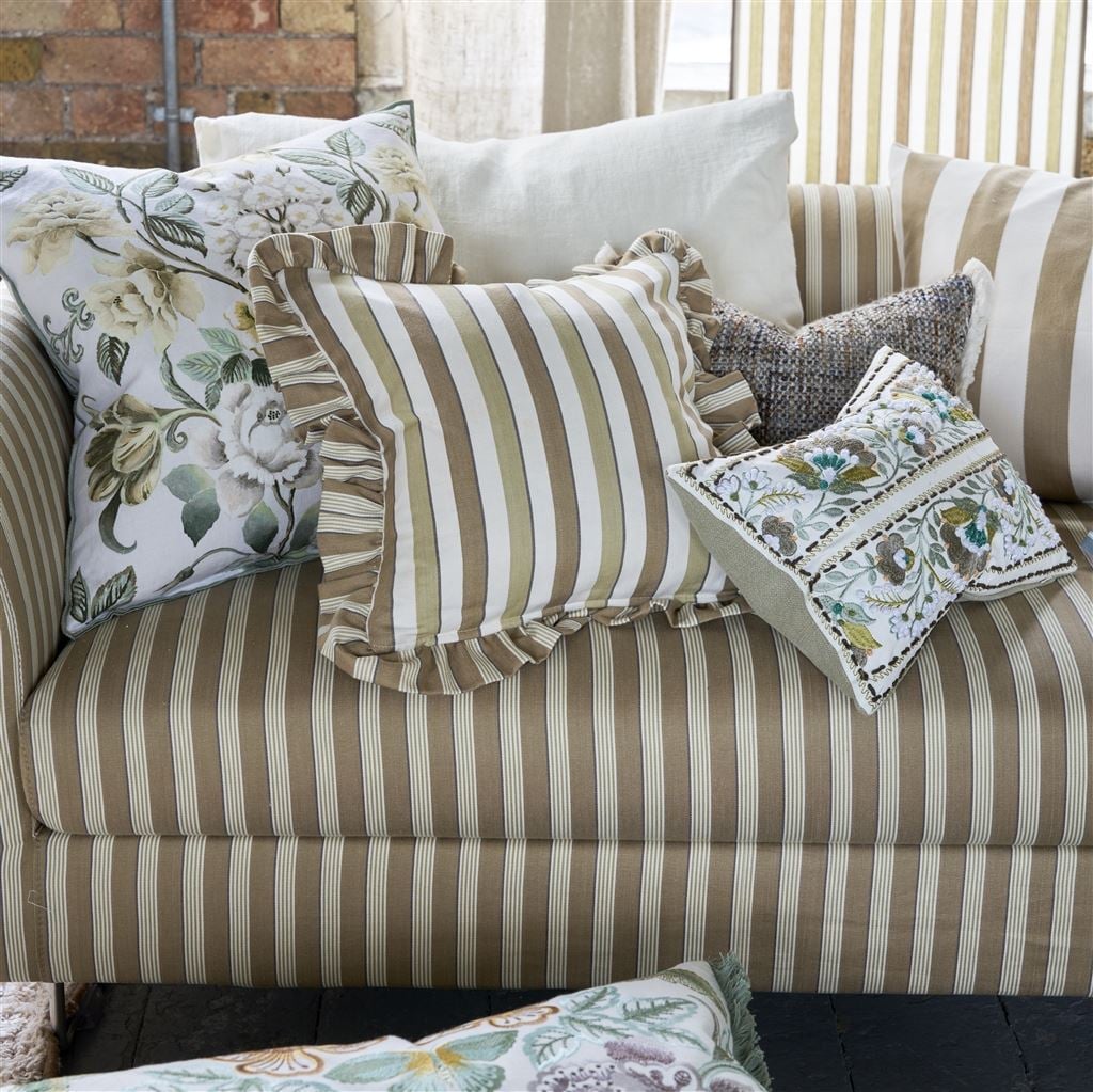 Albemarle Stripe Tyg — Designers Guild i miljö