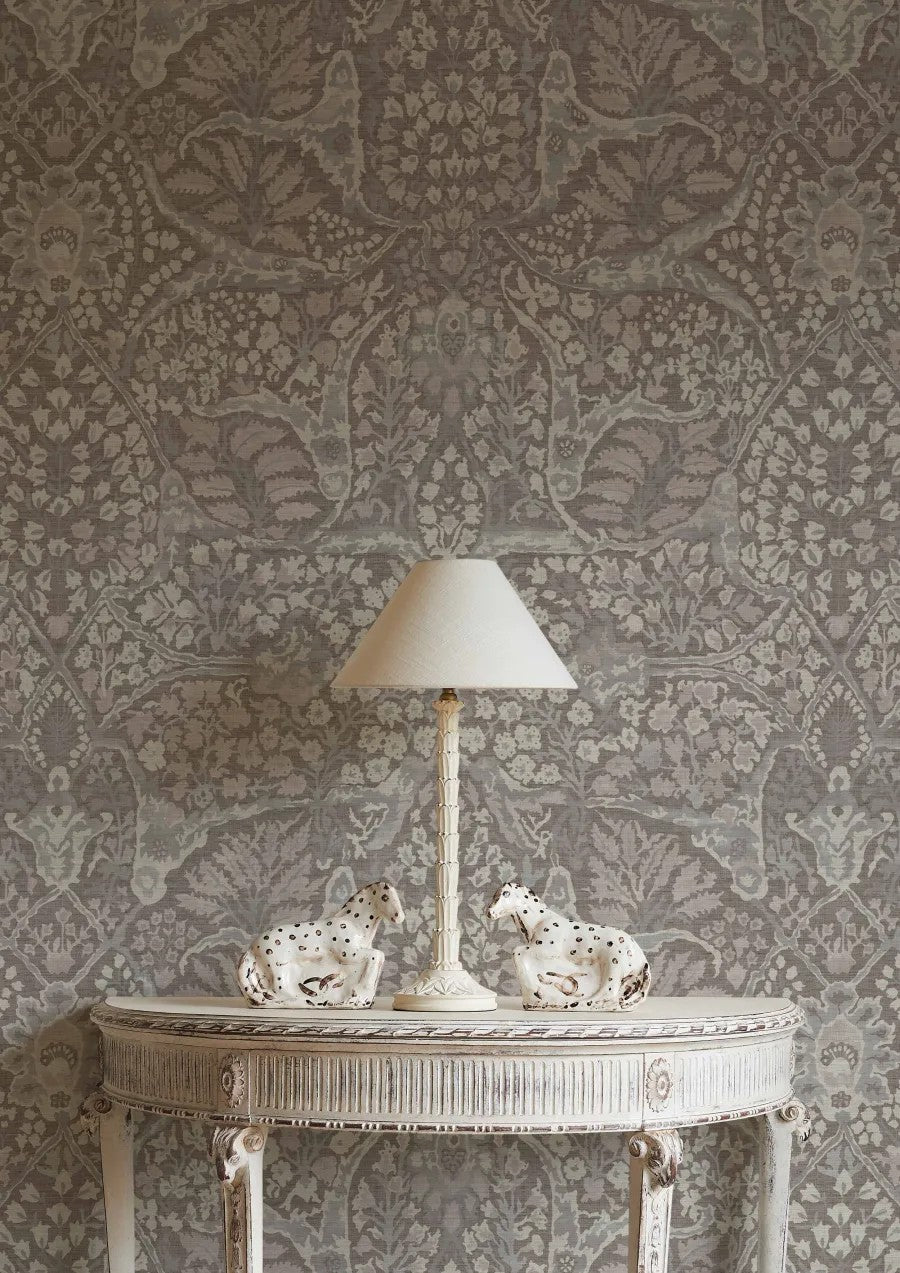 Alhambra 100 Sugar Almond — Lewis & Wood tapet
