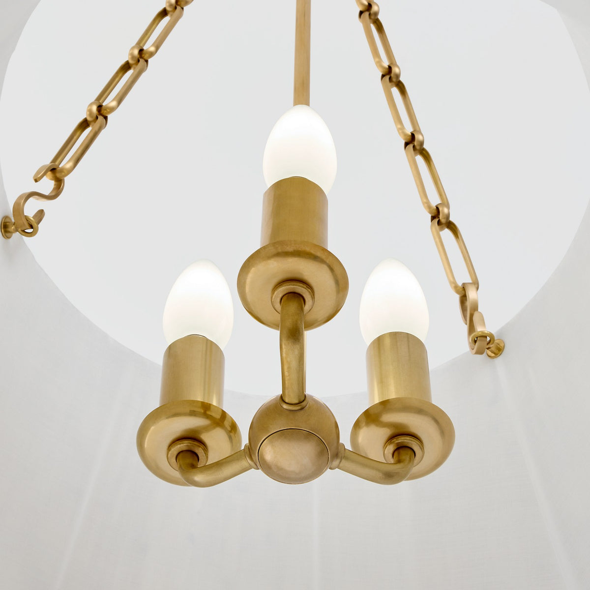 Allister 21" Taklampa — Schumacher for Visual Comfort & Co. detaljbild