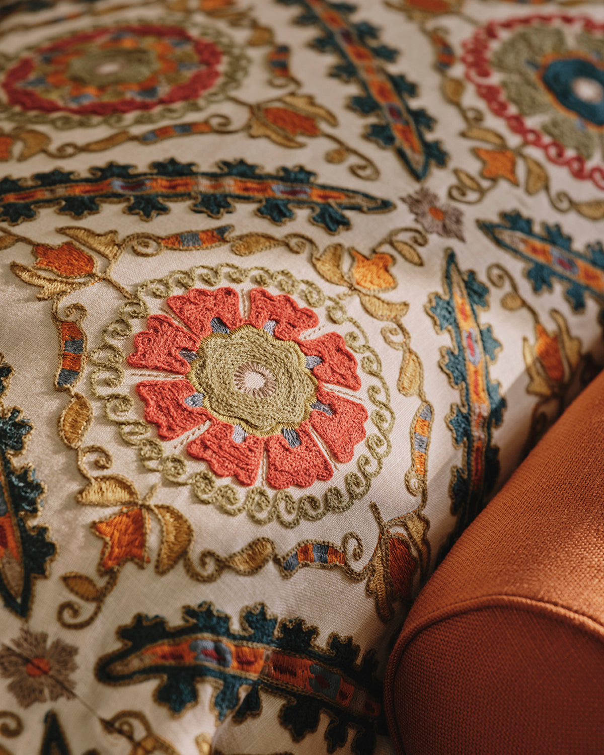 Amarantha miljöbild — Colefax & Fowler tyg