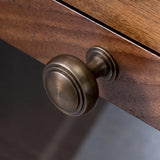 Carlton Skåpsknopp — miljöbild, Satin antique satin lacquered