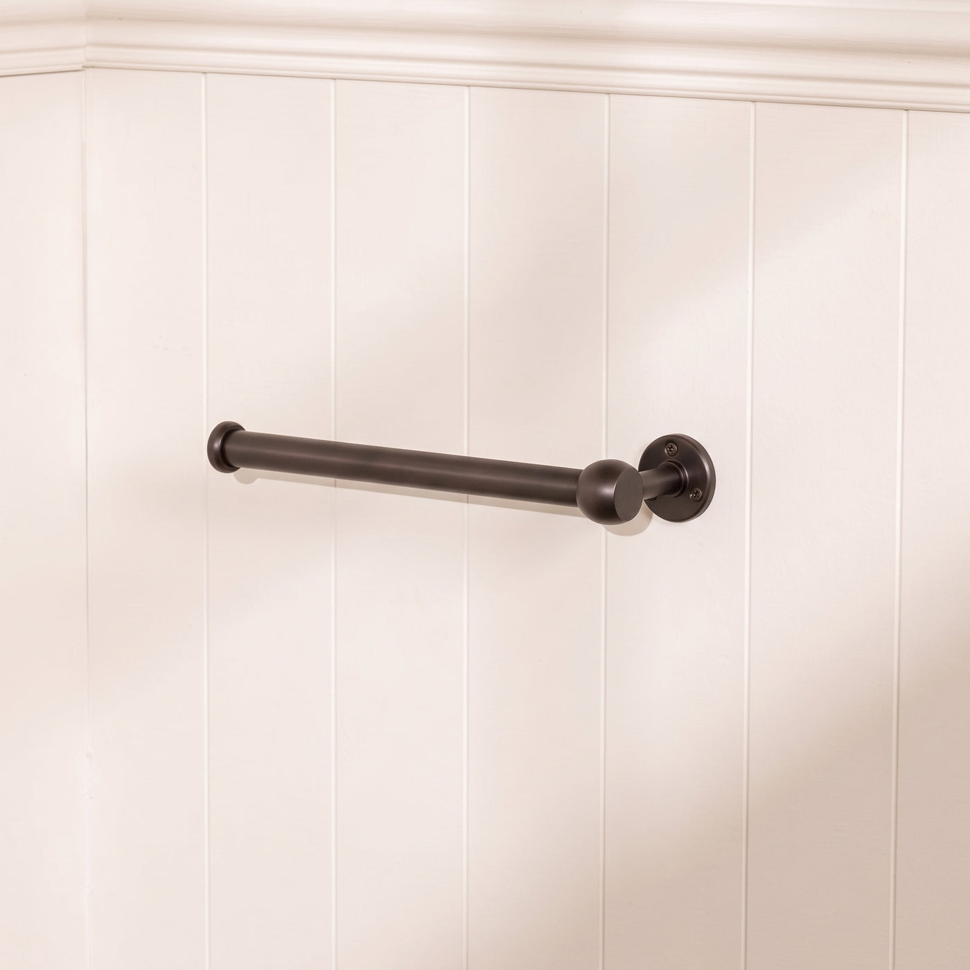 Cotswold Mässing Handhanddukstång — miljöbild, Dark bronze