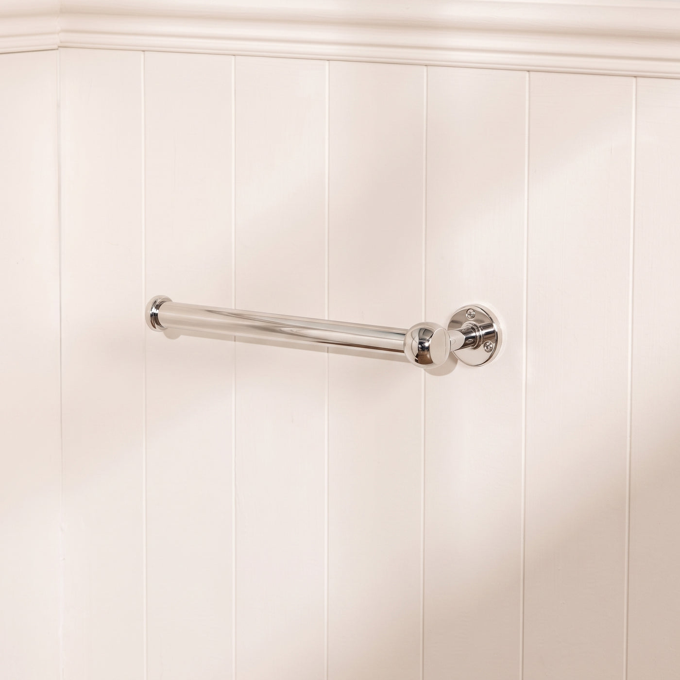 Cotswold Mässing Handhanddukstång — miljöbild, Polished nickel plate