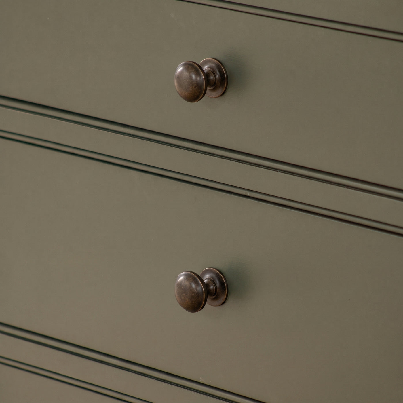 Cotswold Skåpsknopp, svampform — miljöbild, Dark aged brass