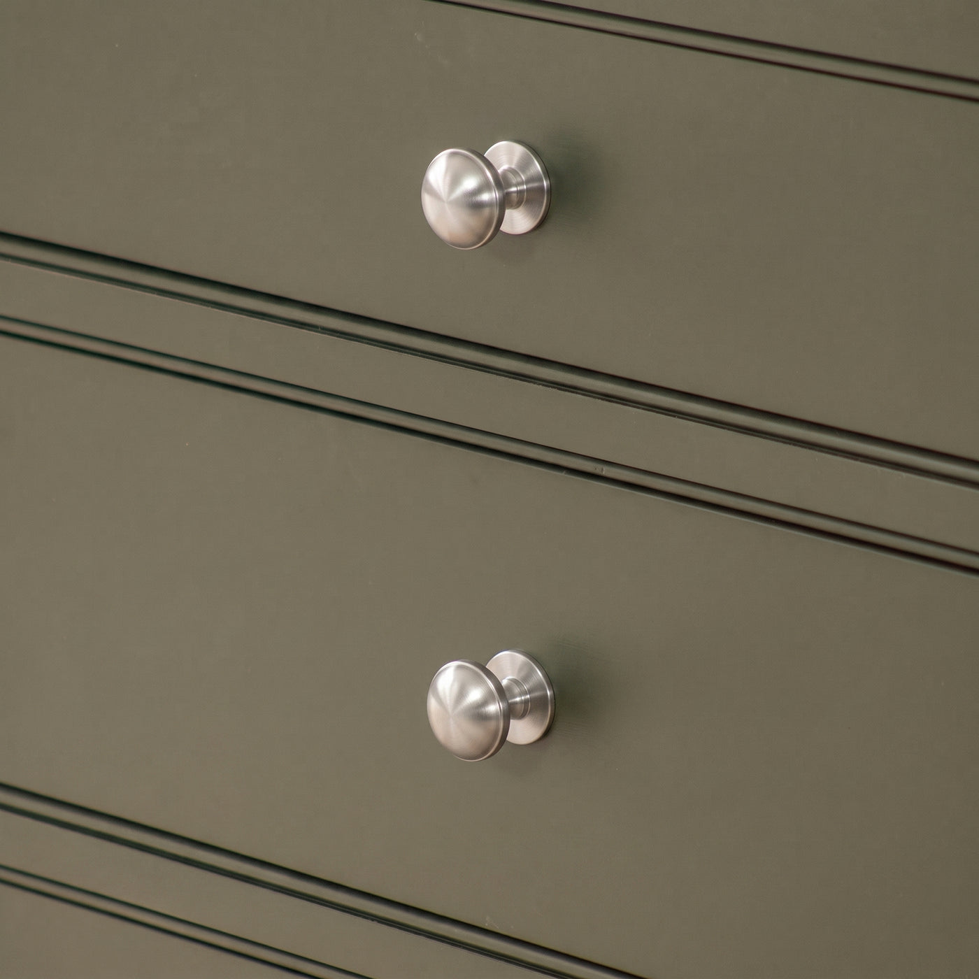 Cotswold Skåpsknopp, svampform — miljöbild, Satin chrome plate