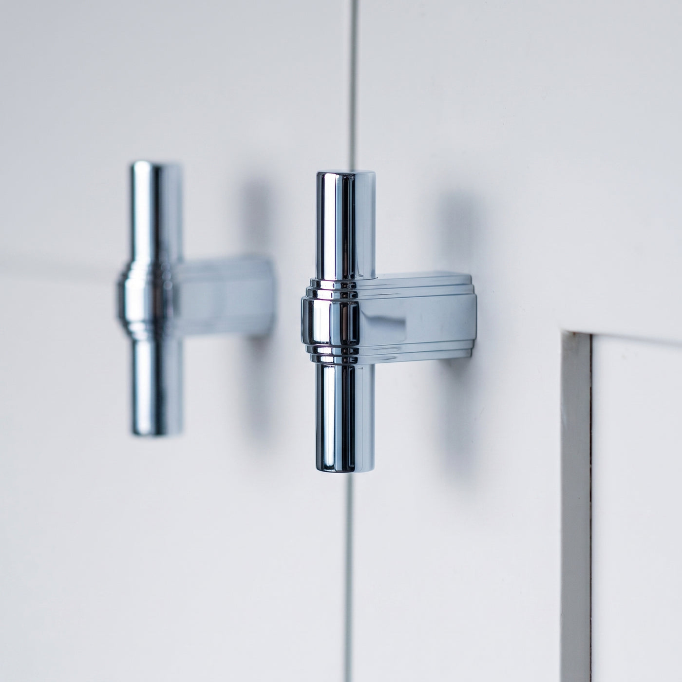 Gaumont T-bar handtag — miljöbild, Polished chrome plate