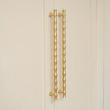 Grove Bamboo Apparathandtag — miljöbild, Satin brass unlacquered