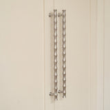 Grove Bamboo Apparathandtag — miljöbild, Satin nickel plate