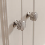Leebank Skåpsknopp — miljöbild, Satin chrome plate