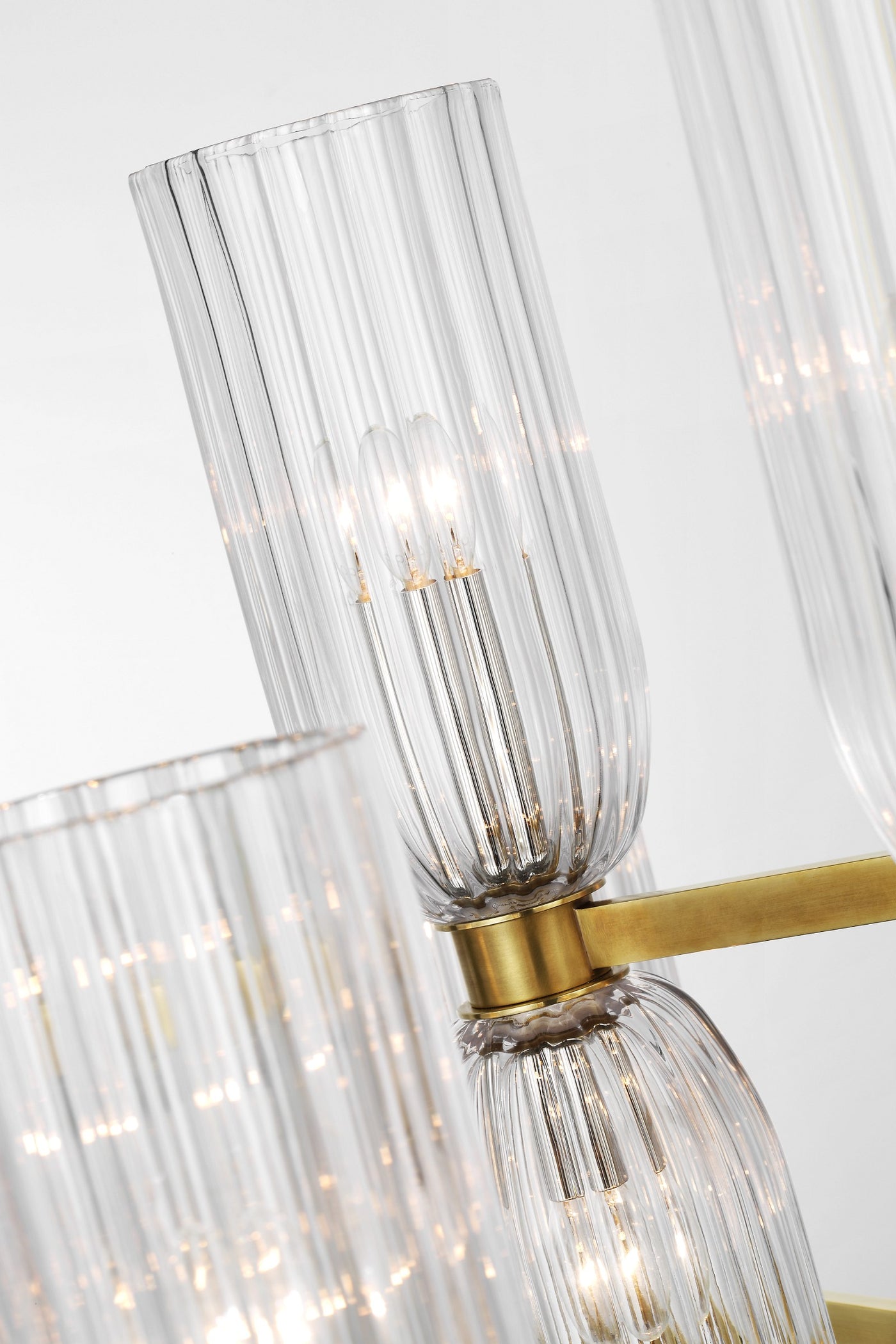 Asalea Medium Two-Tier Takkrona detaljbild