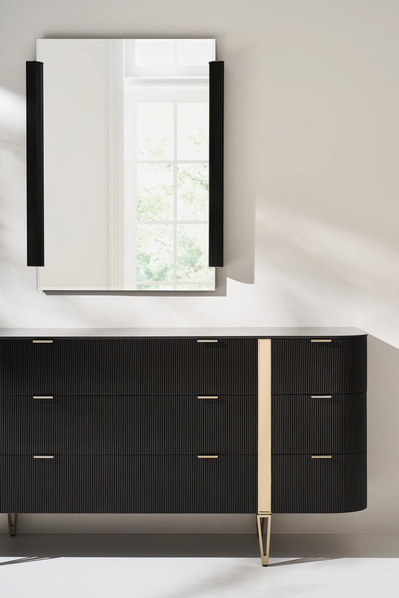 Love To Look! Mirror in Dark - Caracole