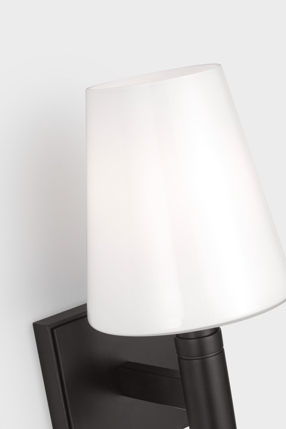 Beckham Classic Square Wall Light — Thomas O'Brien for Visual Comfort & Co. detail
