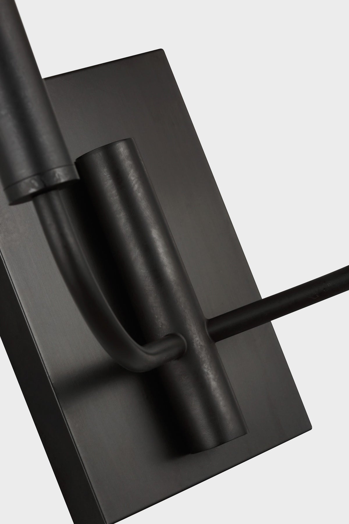 Brianna Double Wall Light — Ellen DeGeneres for Visual Comfort & Co. detail