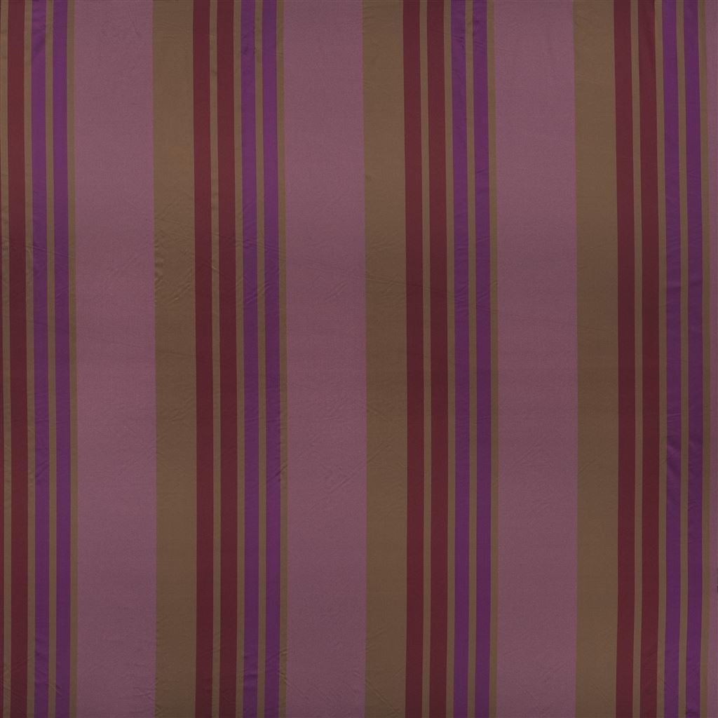 Calozzo Largo Cassis — Designers Guild tyg