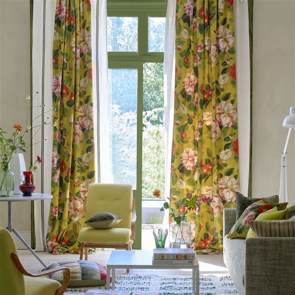 Camelia Velours- Mimosa Tyg — Designers Guild i miljö