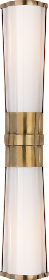 Carew Linear Vägglampa — Chapman & Myers for Visual Comfort & Co. — Antique-Burnished Brass with White Glass